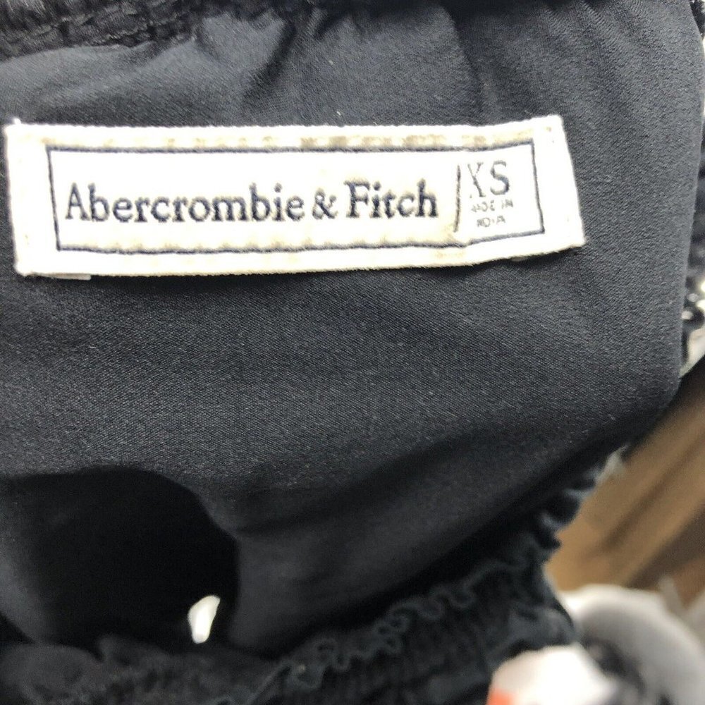 Abercrombie Fitch Romper Womens XS Black Lace Lined Boho Chic Shorts - Picture 7 of 8